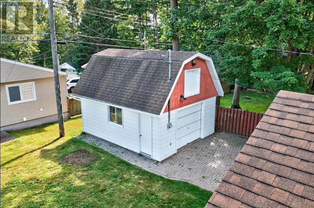 6 Pinemore Blvd, Sault Ste. Marie, Ontario  P6B 4E3 - Photo 41 - SM262452