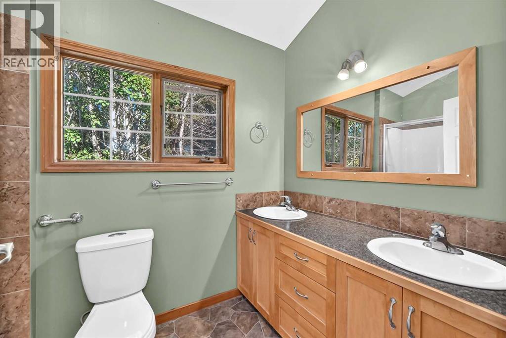 209076 254 Avenue W