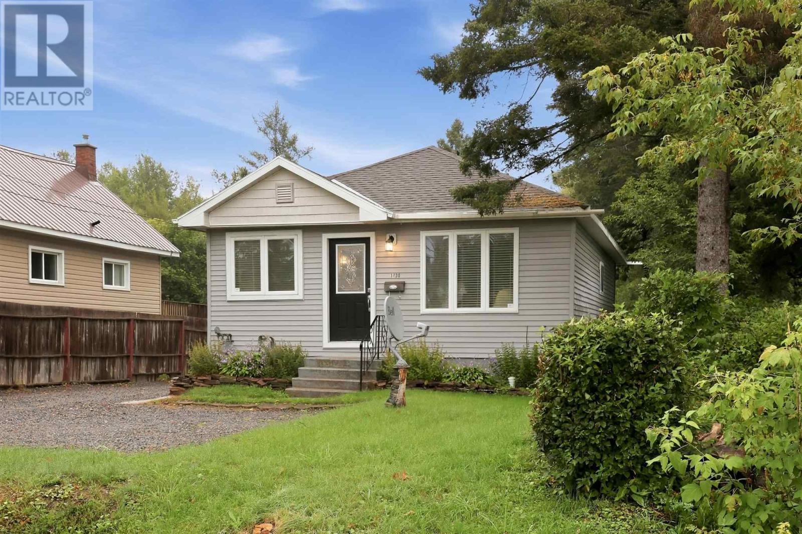 1430 Peoples Rd, Sault Ste. Marie, Ontario  P6C 3W8 - Photo 2 - SM262569