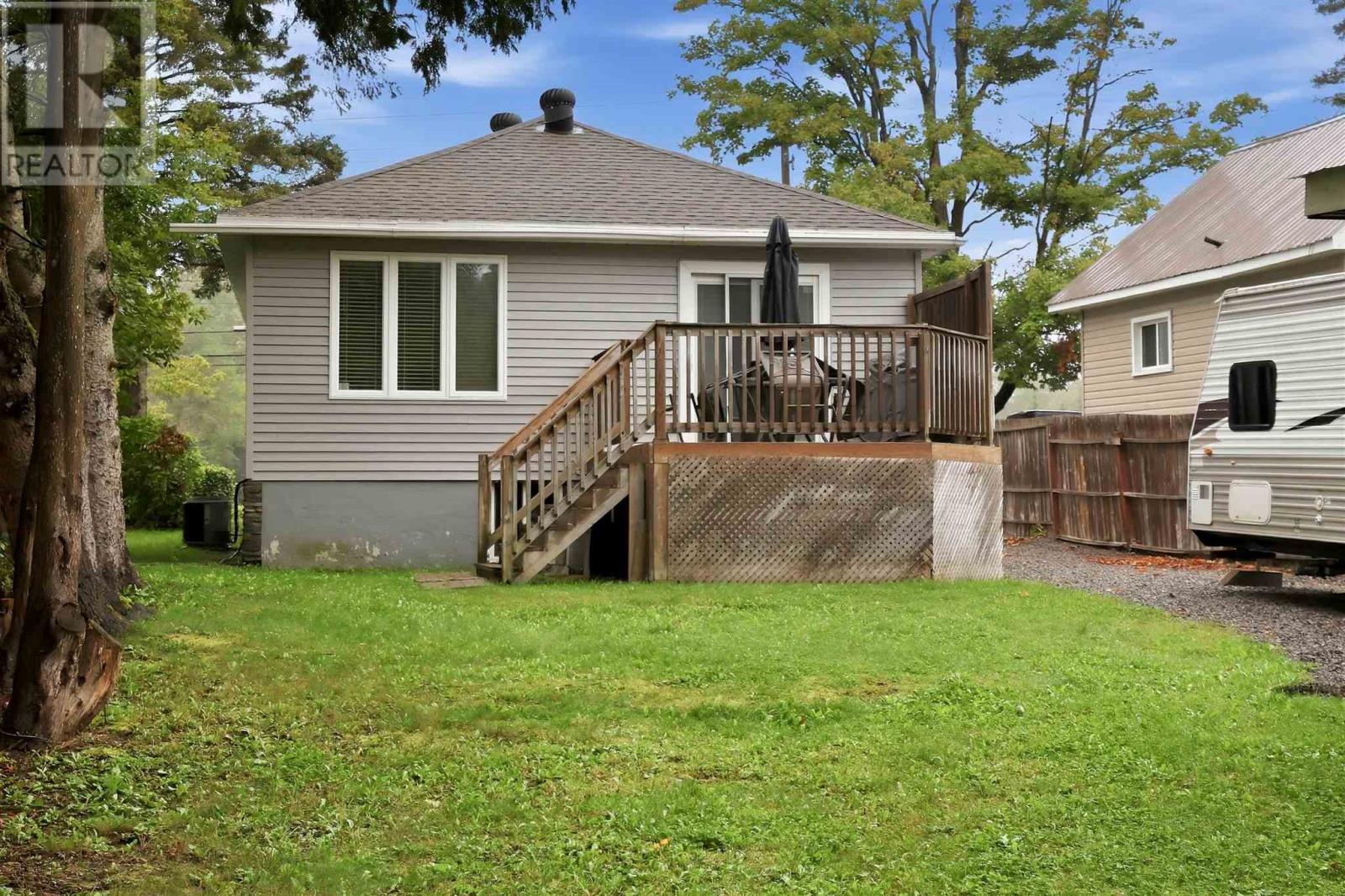 1430 Peoples Rd, Sault Ste. Marie, Ontario  P6C 3W8 - Photo 30 - SM262569