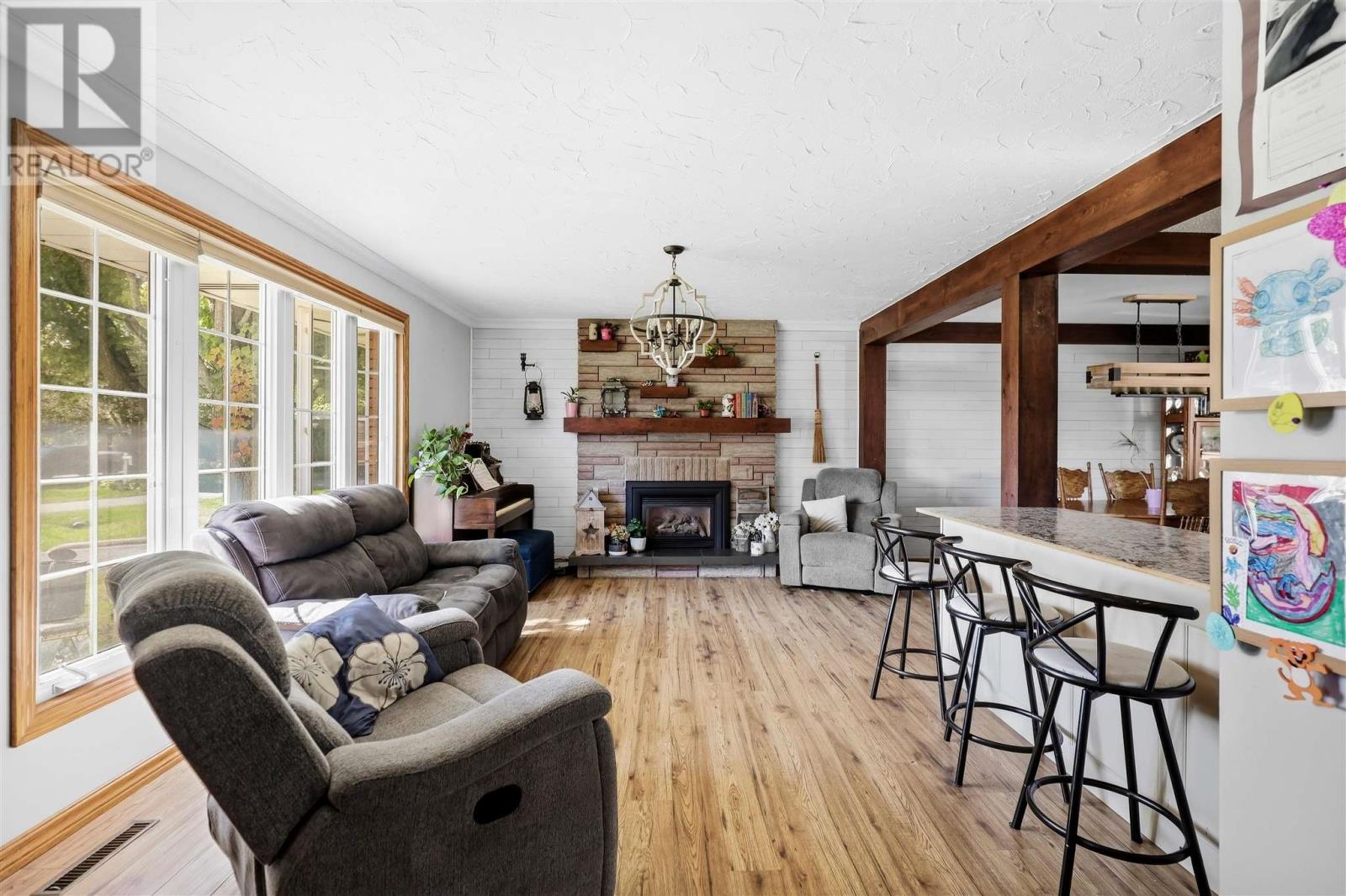 75 Joel Ct, Sault Ste. Marie, Ontario  P6A 5E7 - Photo 4 - SM262582