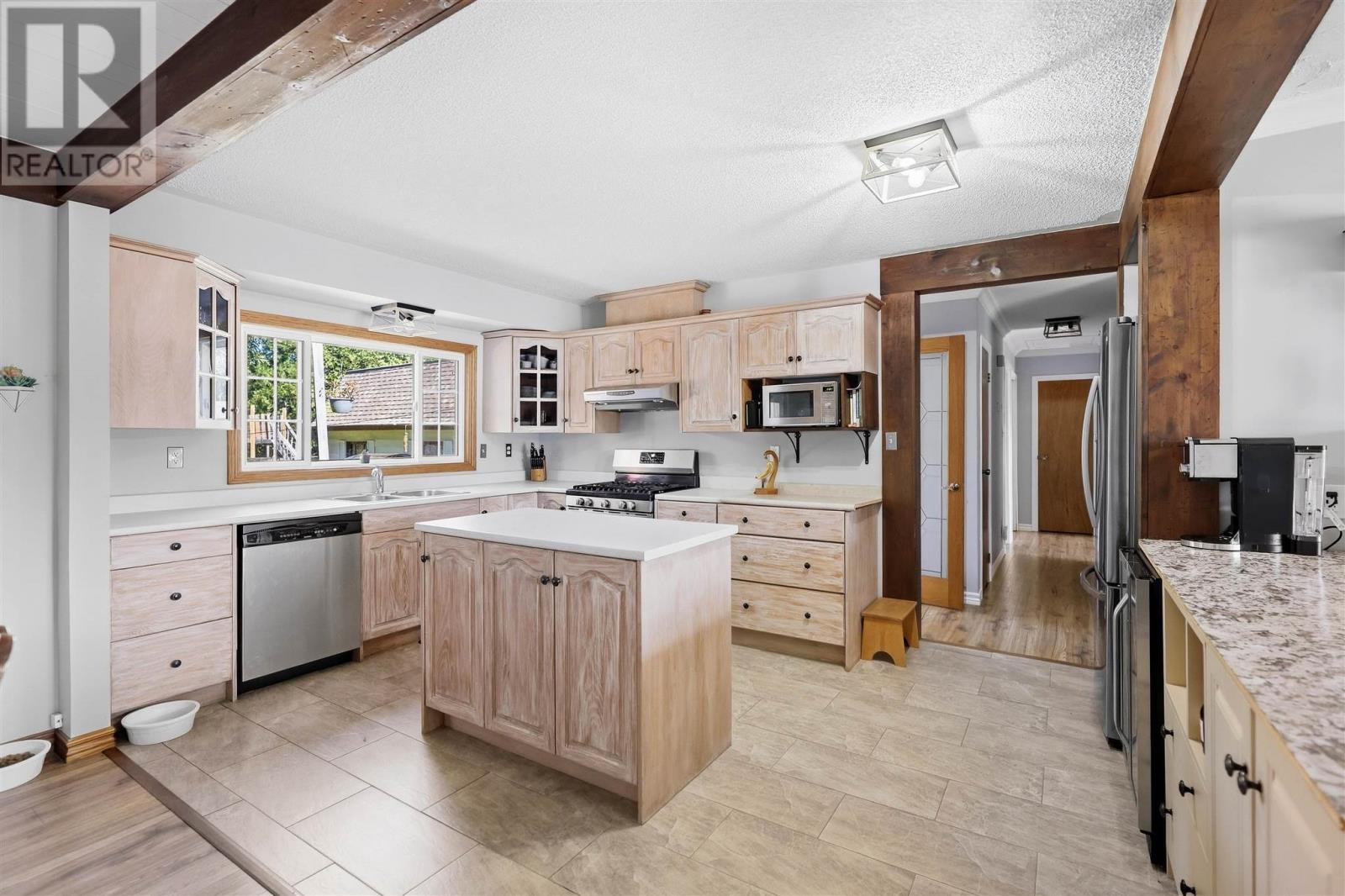 75 Joel Ct, Sault Ste. Marie, Ontario  P6A 5E7 - Photo 9 - SM262582