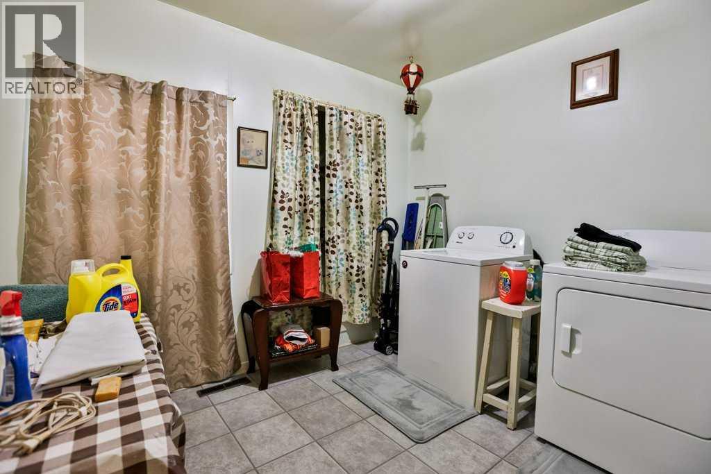 132 5 Avenue NE, Milk River, Alberta T0K 1M0 - Photo 15 - A2346428