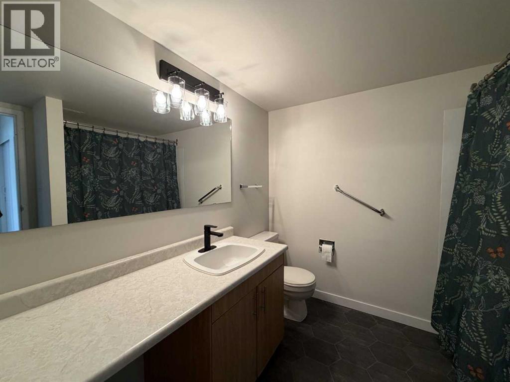 303, 85 Foxbend Crescent N, Lethbridge, Alberta  T1H 5T4 - Photo 16 - A2346569