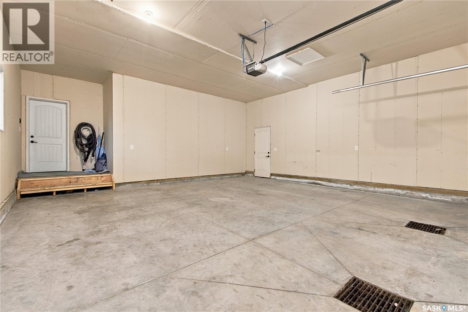 207 Greyeyes-Steele Way, Saskatoon, Saskatchewan  S7V 0M6 - Photo 47 - SK048926