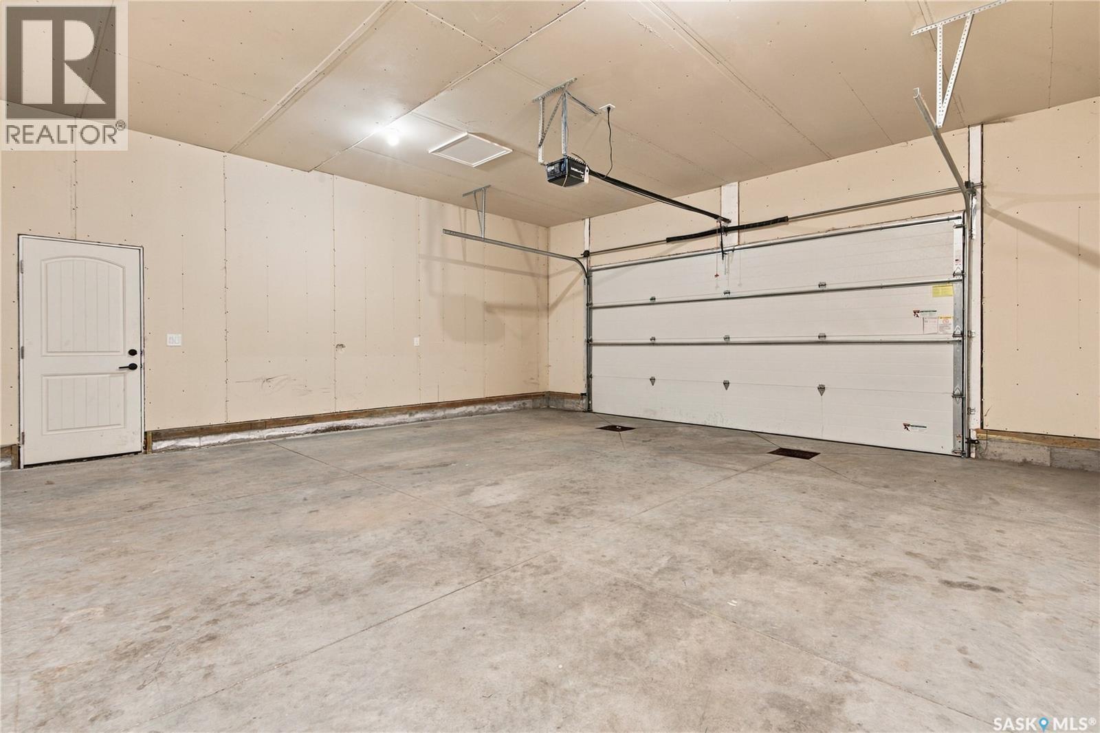 207 Greyeyes-Steele Way, Saskatoon, Saskatchewan  S7V 0M6 - Photo 48 - SK048926