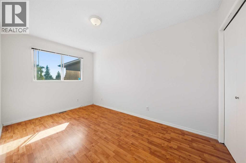 243 Millcrest Way SW, Calgary, Alberta  T2Y 2K7 - Photo 20 - A2346560