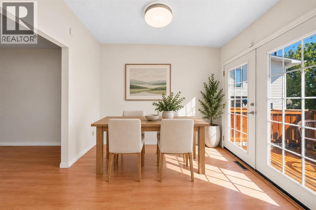 243 Millcrest Way SW, Calgary, Alberta  T2Y 2K7 - Photo 12 - A2346560