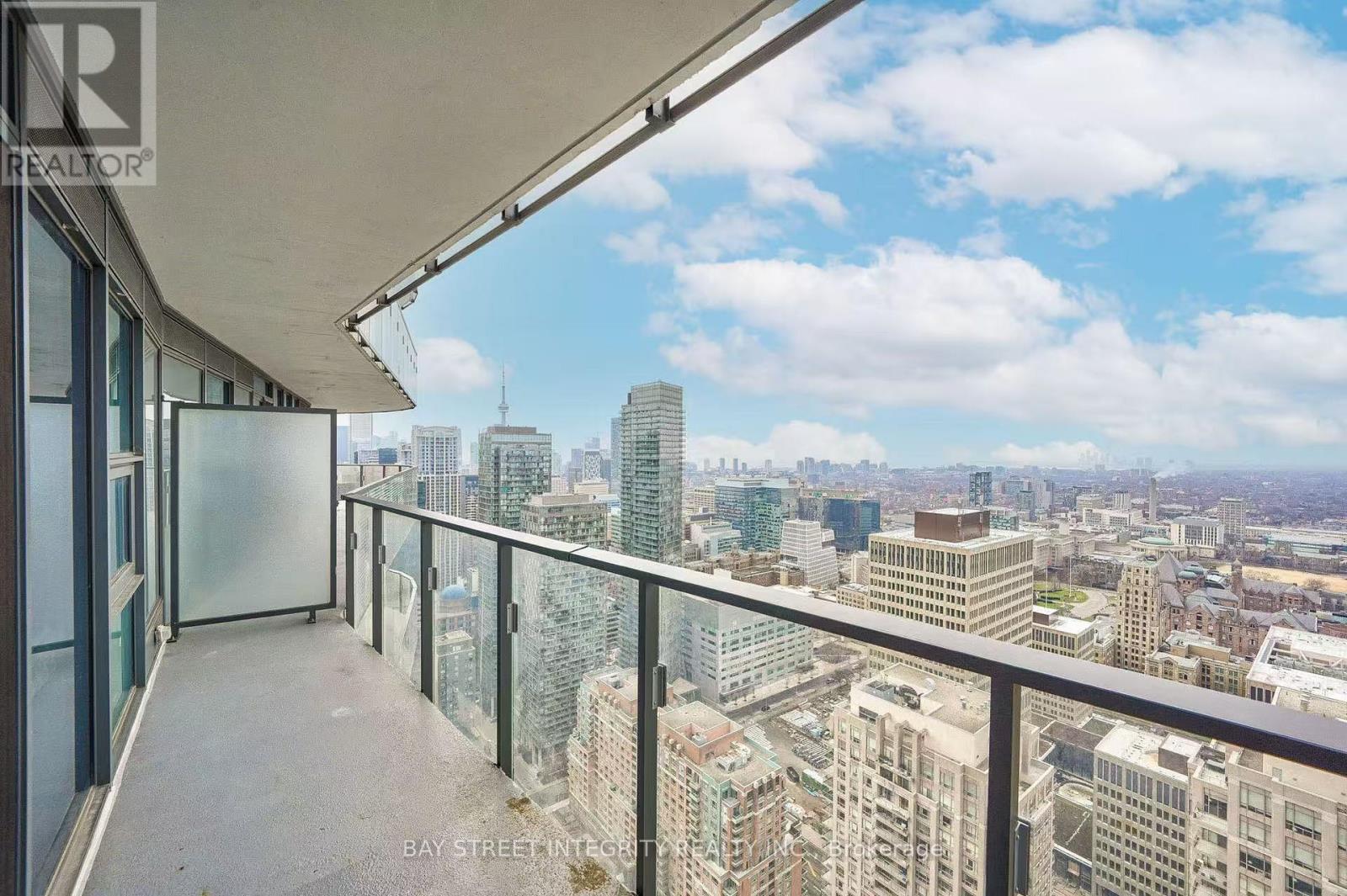 4106 - 11 Wellesley Street W, Toronto, Ontario  M4Y 0G4 - Photo 11 - C13805322
