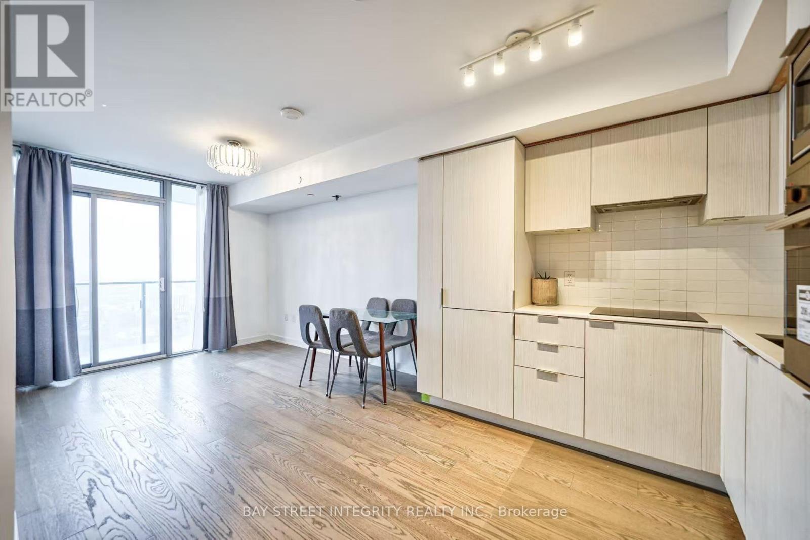 4106 - 11 Wellesley Street W, Toronto, Ontario  M4Y 0G4 - Photo 5 - C13805322
