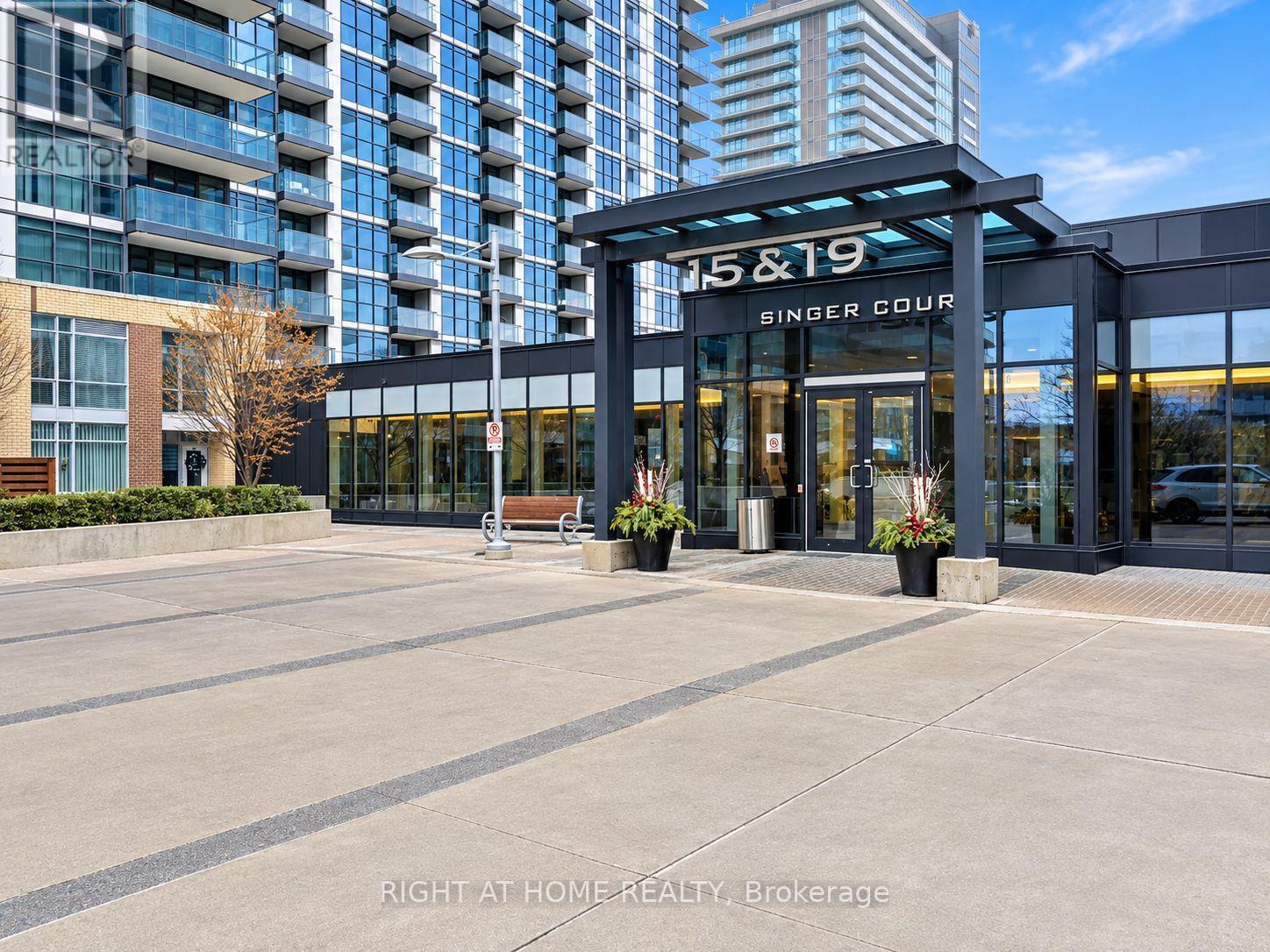 1701b - 19 Singer Court, Toronto, Ontario  M2K 0B2 - Photo 2 - C13805362