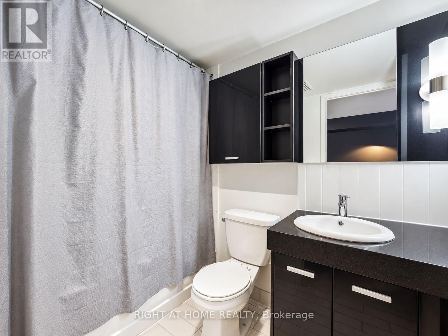 1701b - 19 Singer Court, Toronto, Ontario  M2K 0B2 - Photo 9 - C13805362