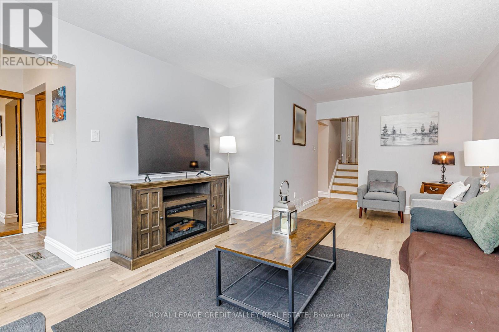 14 Carlton Drive, Orangeville, Ontario  L9W 2X9 - Photo 7 - W13805320