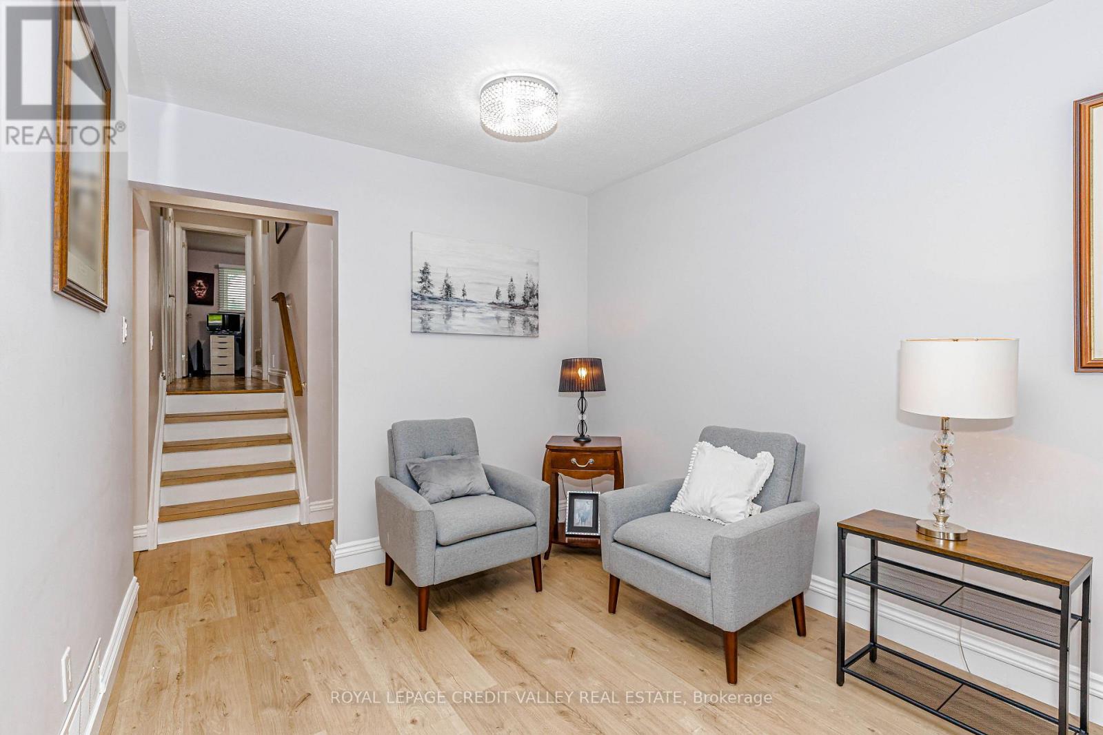 14 Carlton Drive, Orangeville, Ontario  L9W 2X9 - Photo 9 - W13805320