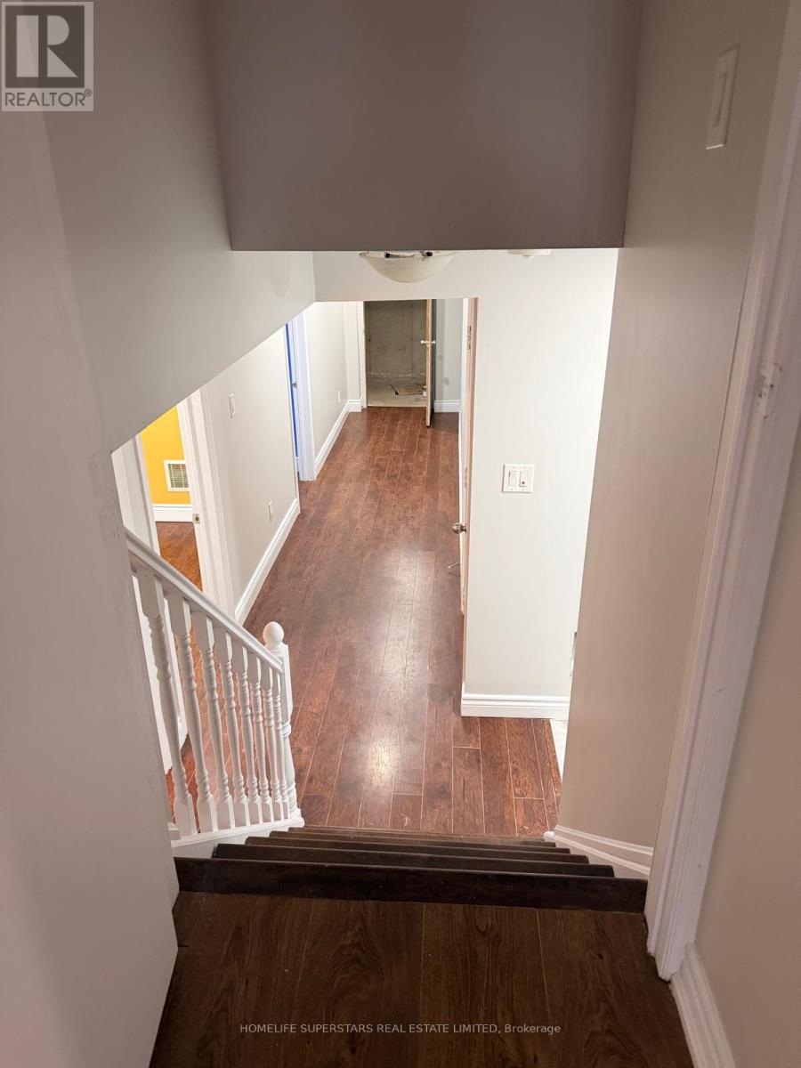 2 Hoddle Crescent, Kitchener, Ontario  N2N 2N2 - Photo 7 - X13805358