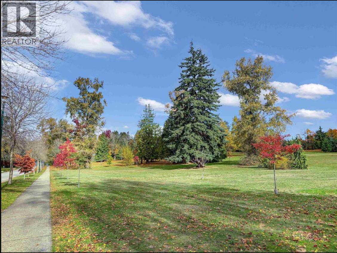 8295 ANGUS DRIVE, Vancouver, British Columbia