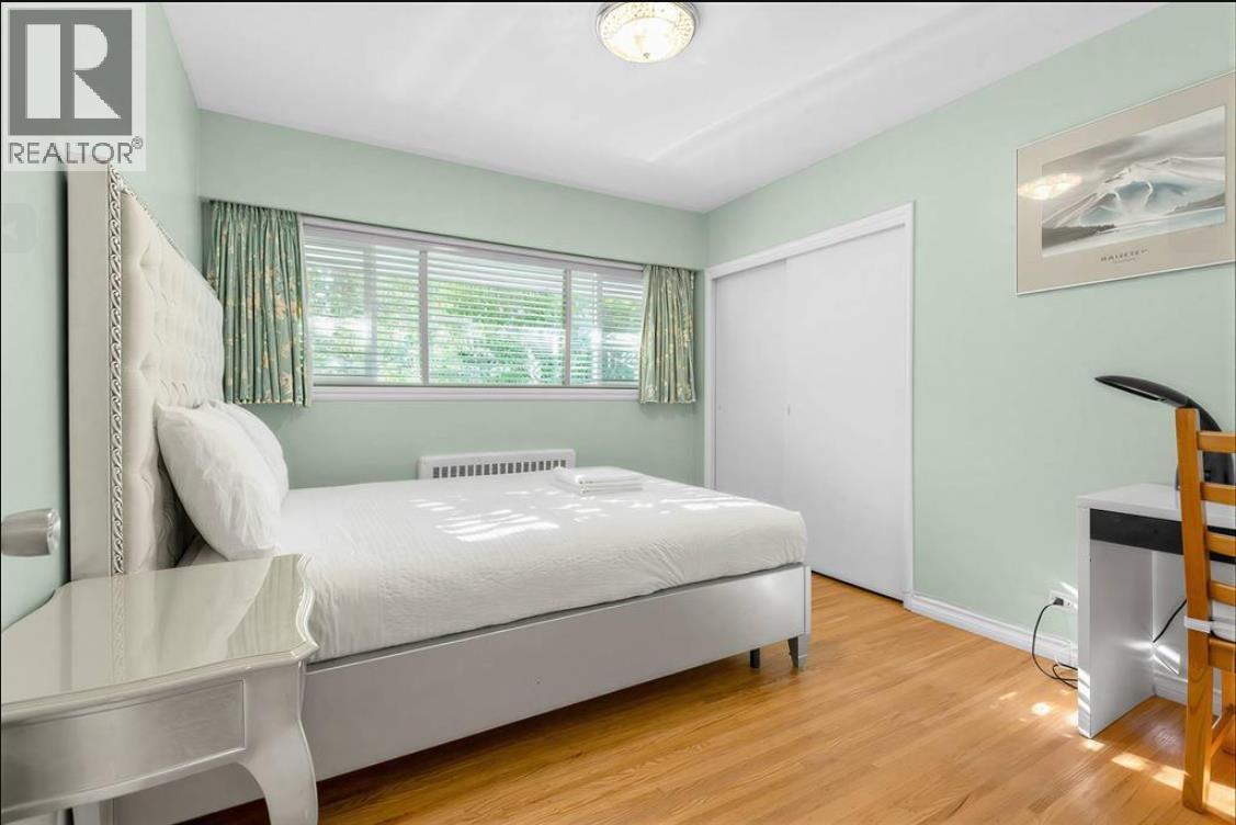 8295 Angus Drive, Vancouver, British Columbia  V6P 5L1 - Photo 10 - R3165765