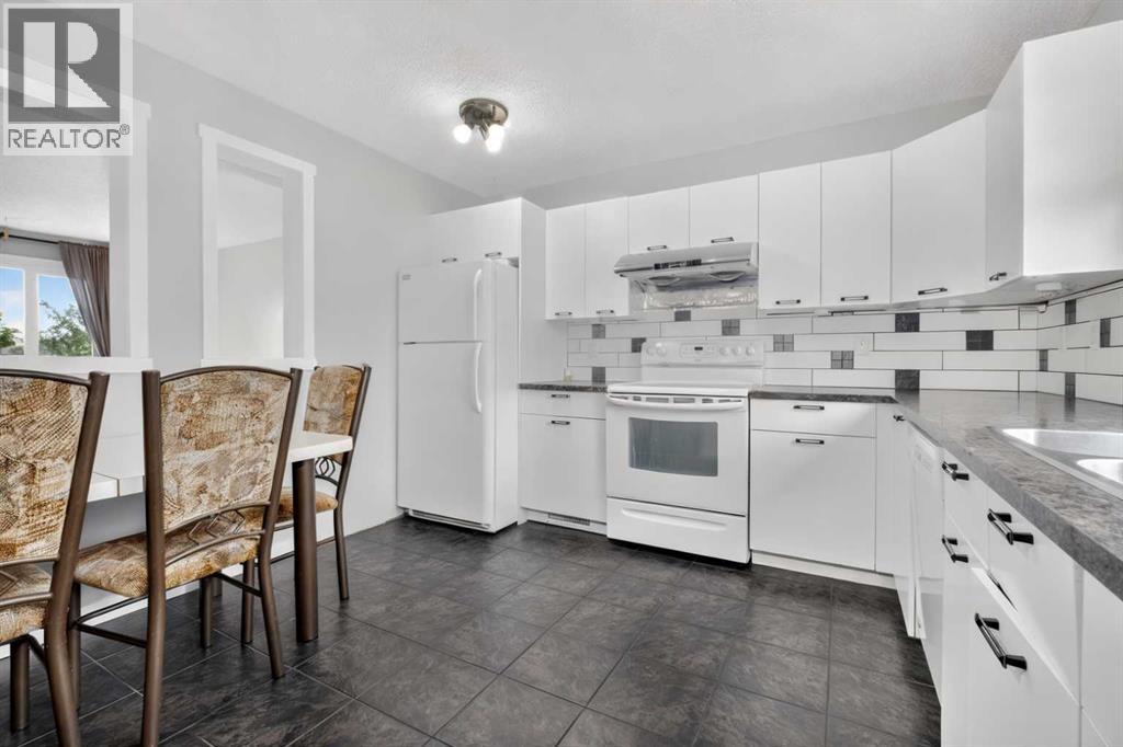 207 Penworth Drive Se, Calgary, Alberta  T2A 5E2 - Photo 15 - A2345390