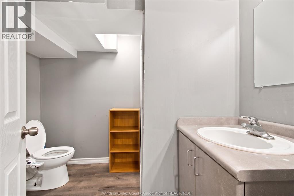 2292 Dougall Avenue, Windsor, Ontario  N8X 1S8 - Photo 30 - 26023037