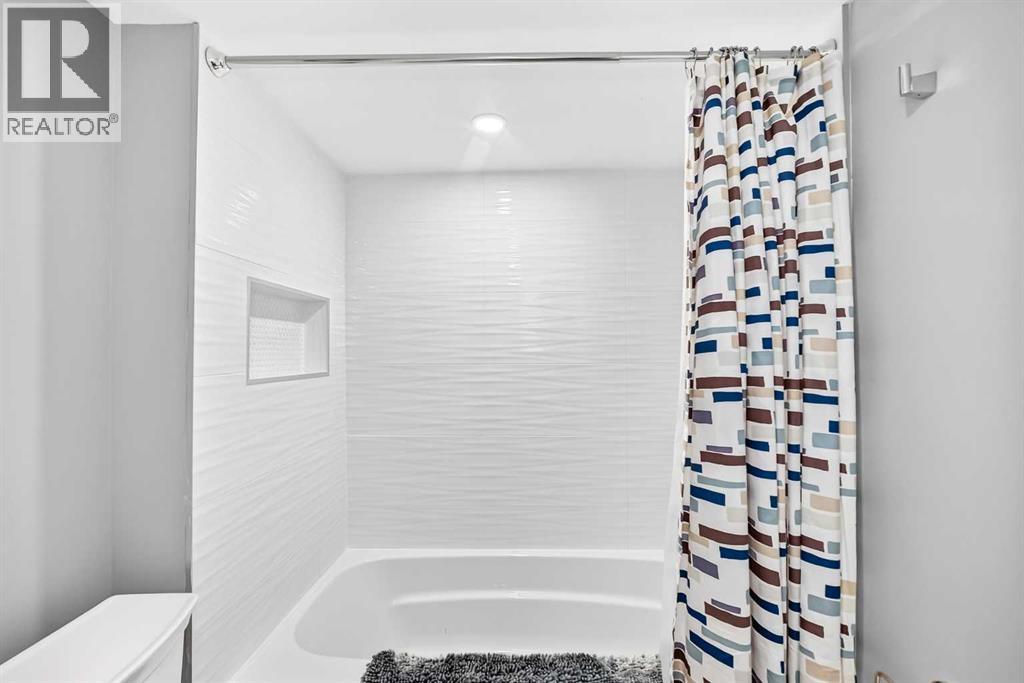 1213 Midpark Lane SW, Airdrie, Alberta  T4B 4V7 - Photo 39 - A2343272