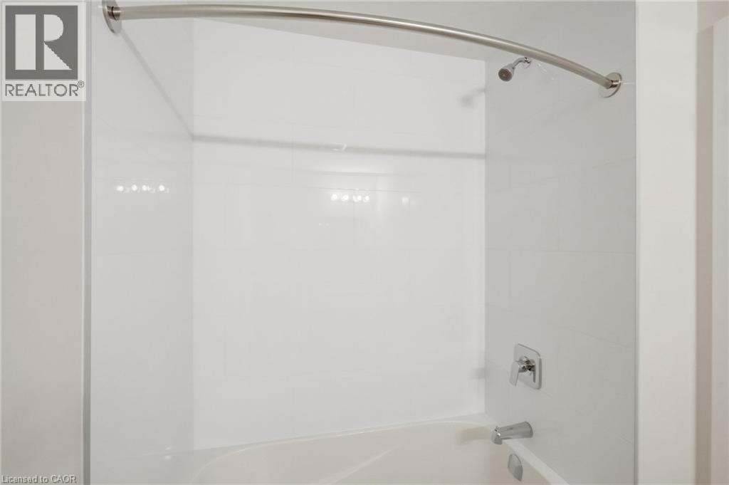 2500 Saw Whet Boulevard Unit# 112, Oakville, Ontario  L6M 5L7 - Photo 4 - 40864521