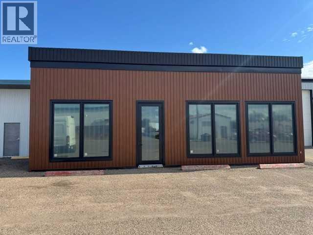 841 14 Street SW photo 3