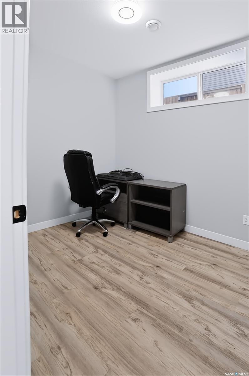 550 Bolstad Turn, Saskatoon, Saskatchewan  S7W 0X9 - Photo 46 - SK048635