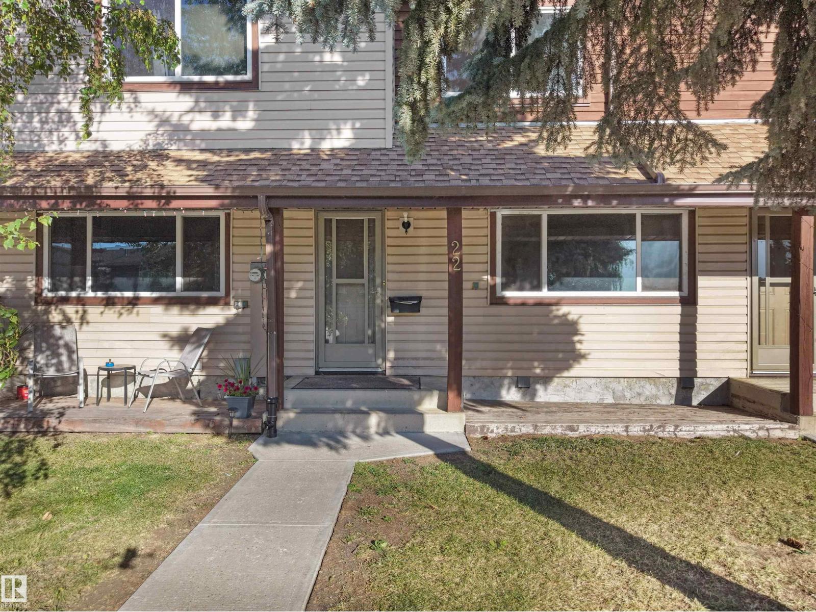 #22 13833 30 St NW, Edmonton, Alberta  T5Y 2B2 - Photo 1 - E4509513