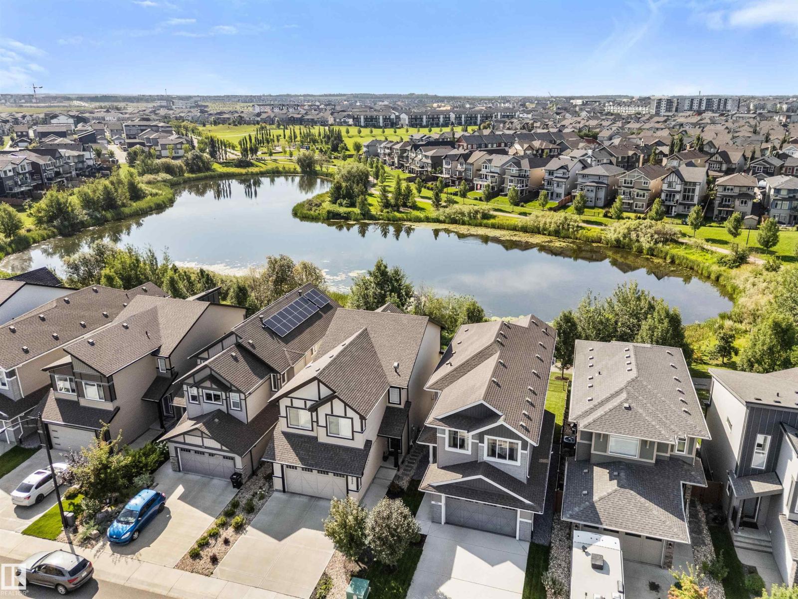3334 PARKER LO SW, Edmonton, Alberta