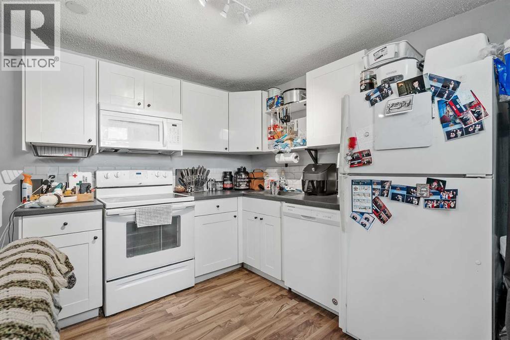 6617 18 Street SE photo 21