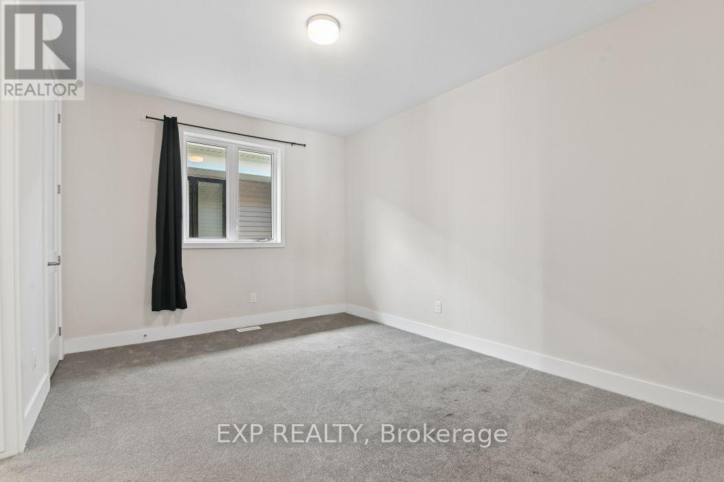 70 Green Ash Avenue, Ottawa, Ontario  K0A 2Z0 - Photo 30 - X13805416