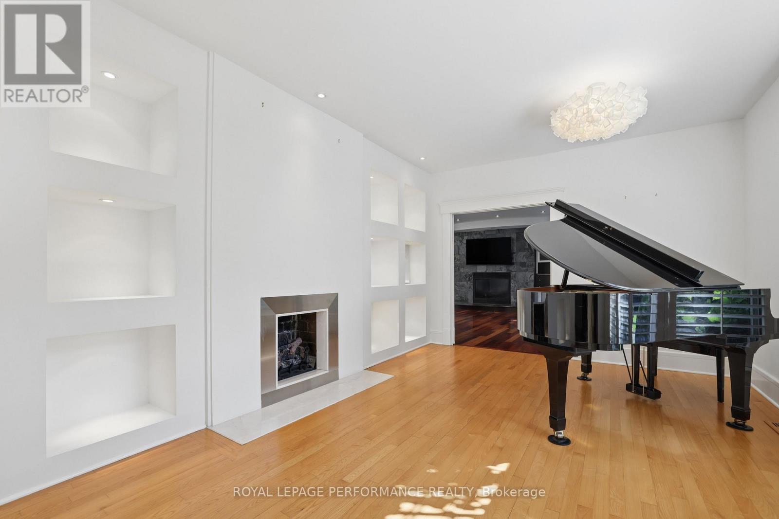 29 Mackinnon Road, Ottawa, Ontario  K1M 0G4 - Photo 10 - X13805422