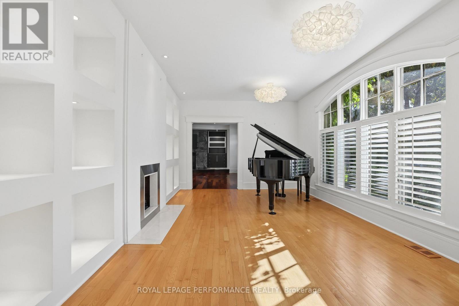 29 Mackinnon Road, Ottawa, Ontario  K1M 0G4 - Photo 9 - X13805422