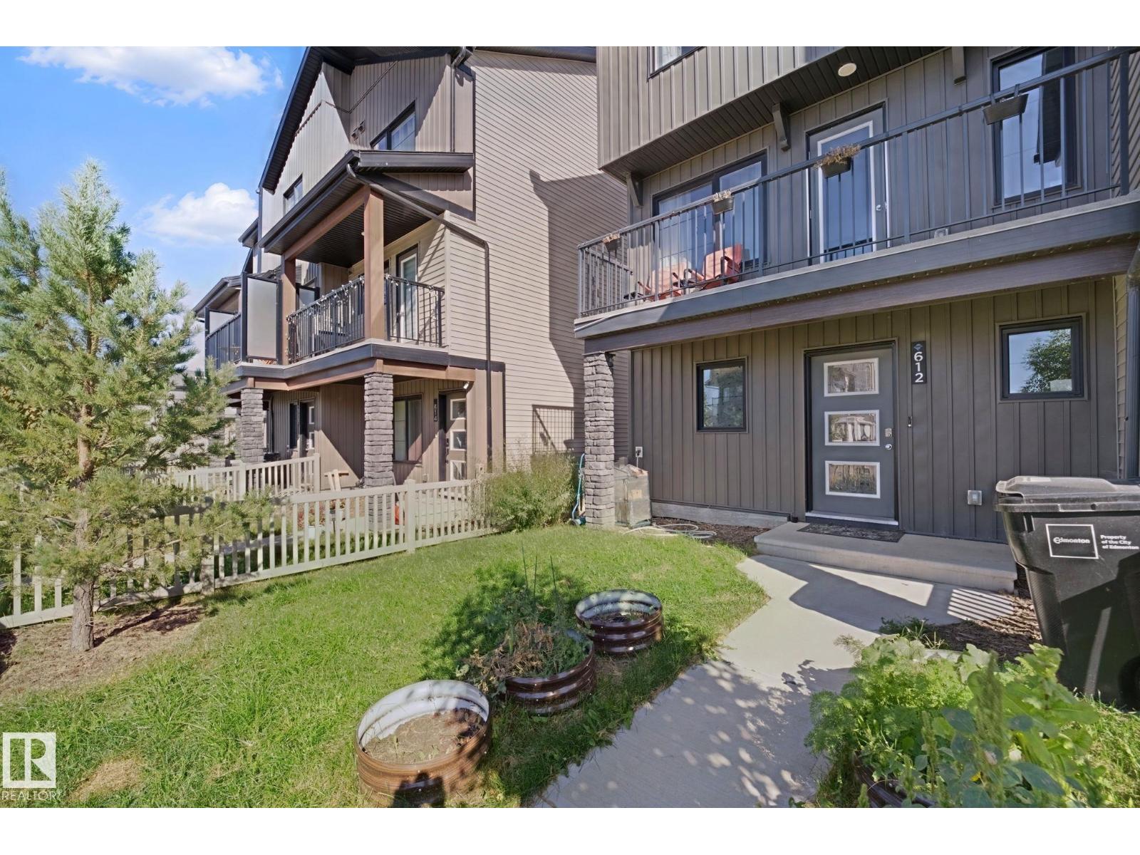 612 Kinglet Bv NW, Edmonton, Alberta  T5S 0S9 - Photo 4 - E4509516