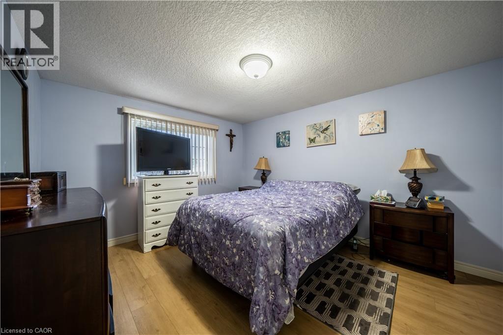 237 Grey Fox Drive, Kitchener, Ontario  N2E 3N7 - Photo 18 - 40864798