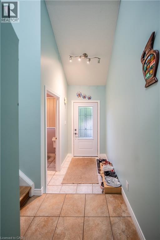 237 Grey Fox Drive, Kitchener, Ontario  N2E 3N7 - Photo 6 - 40864798