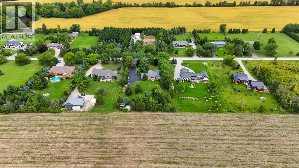 8766 Vance Drive, Lambton Shores, Ontario  N0N 1J7 - Photo 24 - 26022568