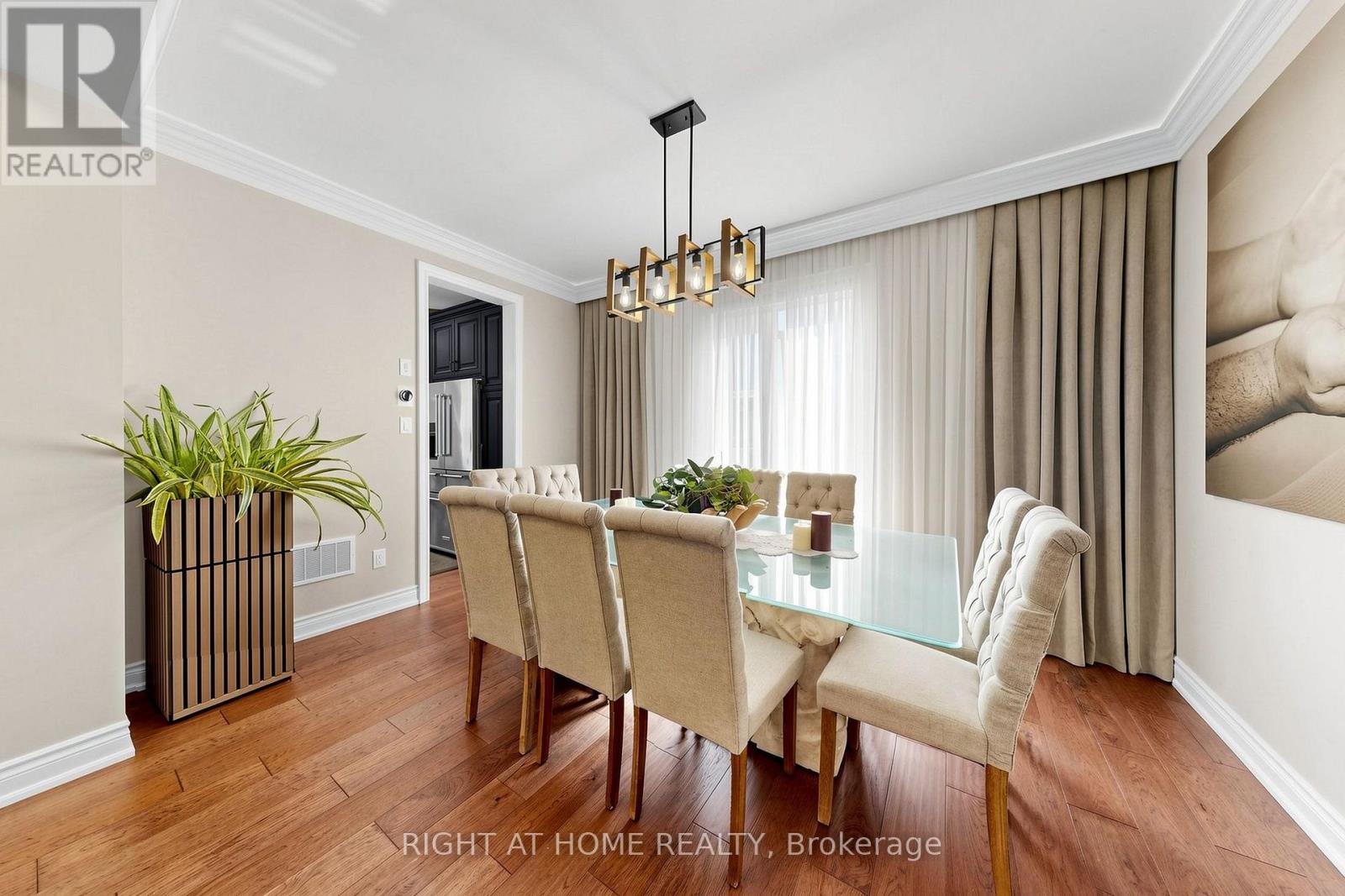 35 Empire Drive, Bradford West Gwillimbury, Ontario  L3Z 4J1 - Photo 16 - N13802786