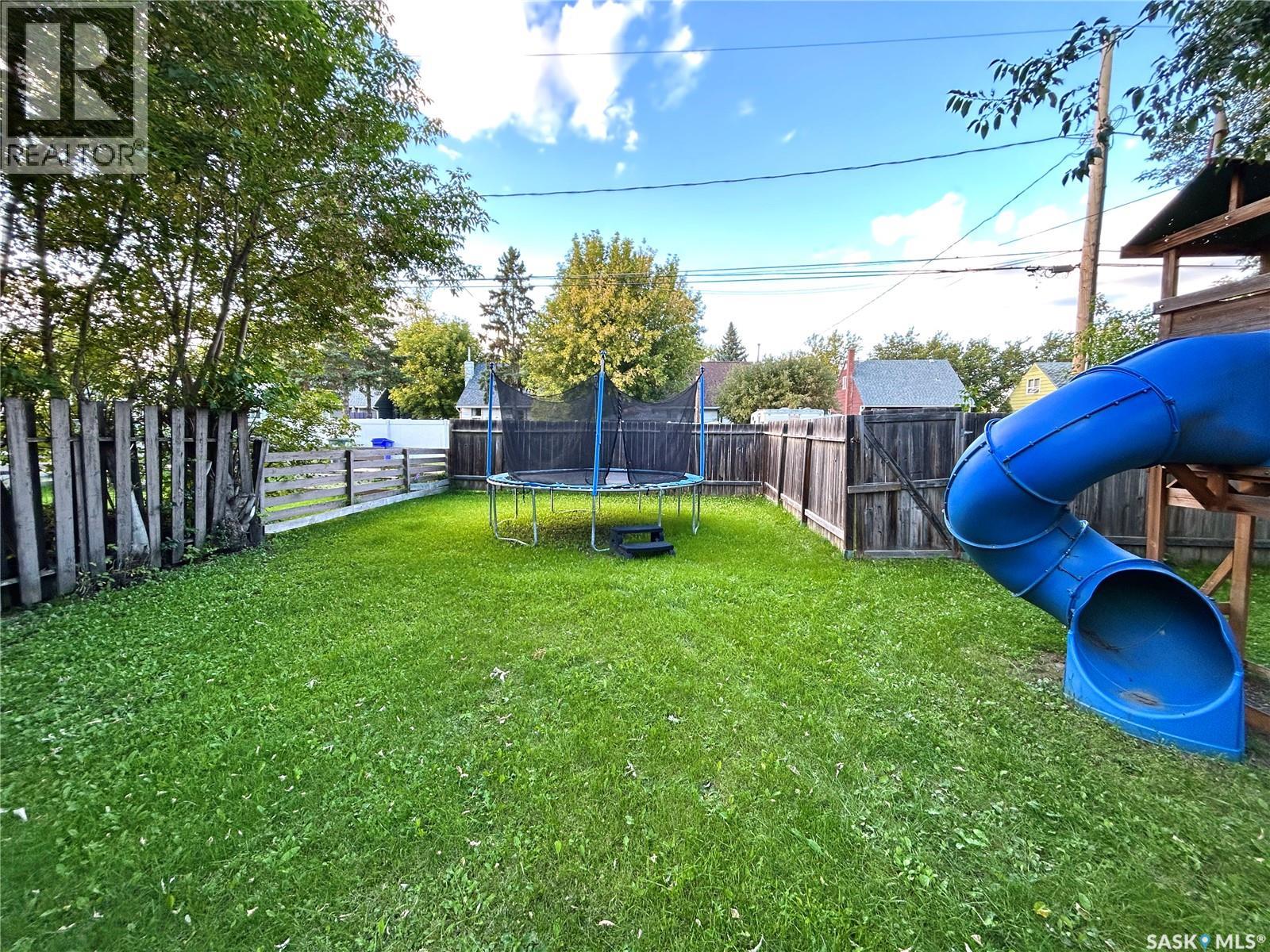 150 24th Street E, Prince Albert, Saskatchewan  S6V 1R5 - Photo 21 - SK048934