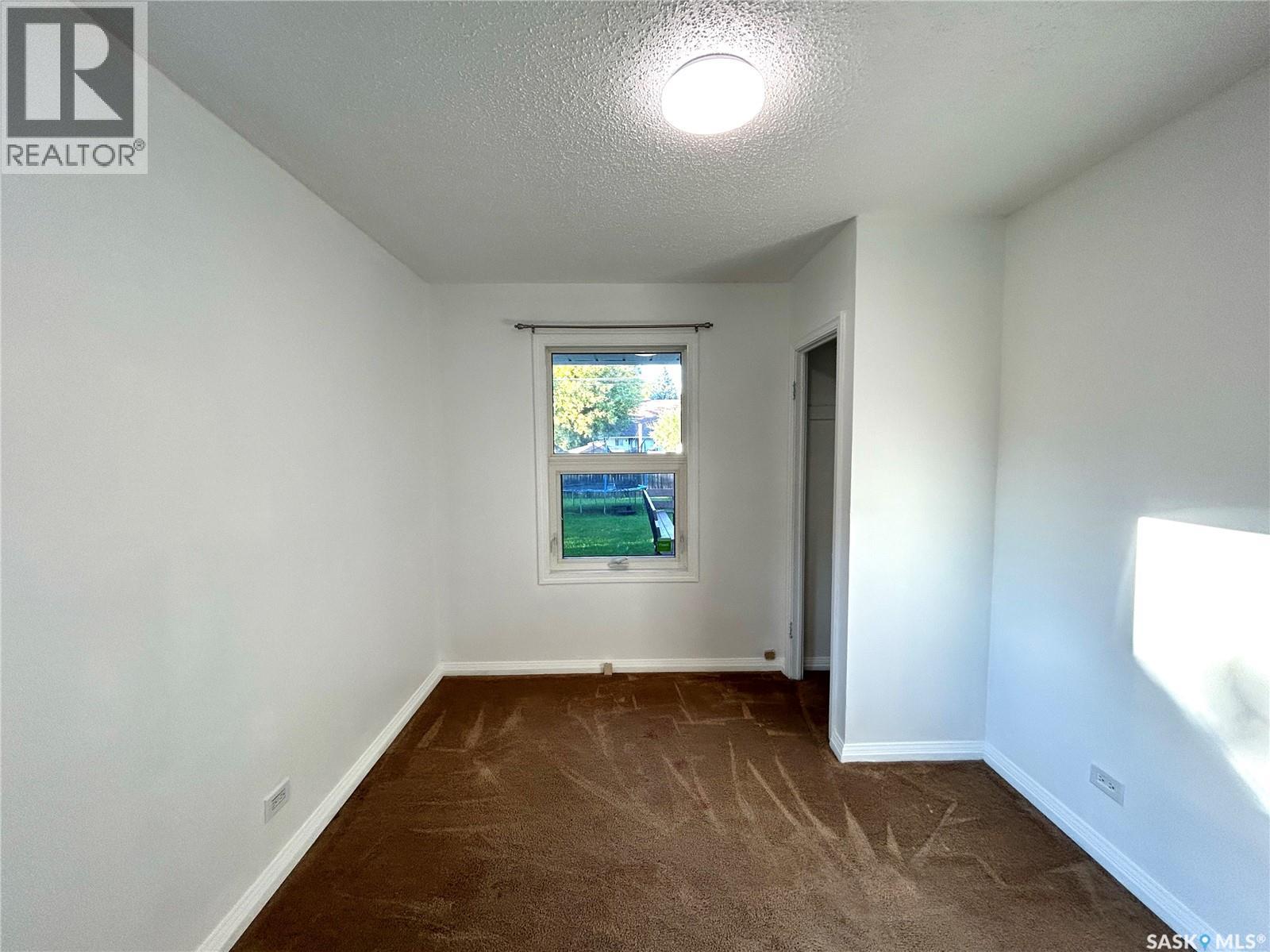 150 24th Street E, Prince Albert, Saskatchewan  S6V 1R5 - Photo 8 - SK048934