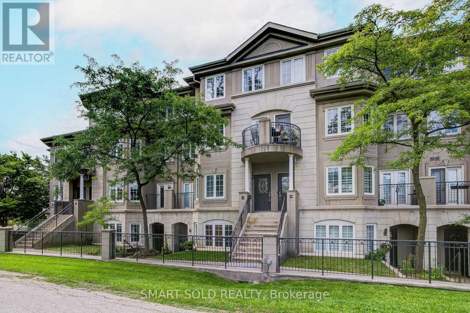 C20 - 108 FINCH AVENUE W, Toronto, Ontario
