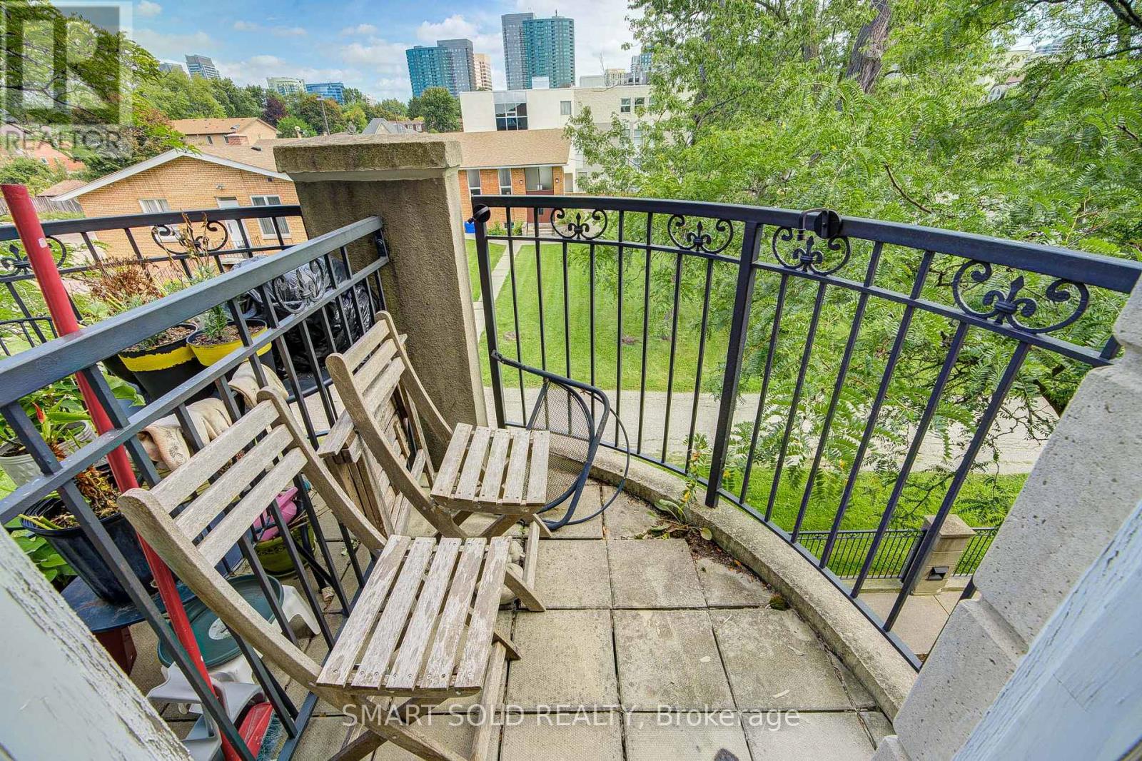 C20 - 108 Finch Avenue W, Toronto, Ontario  M2N 6W6 - Photo 14 - C13805480