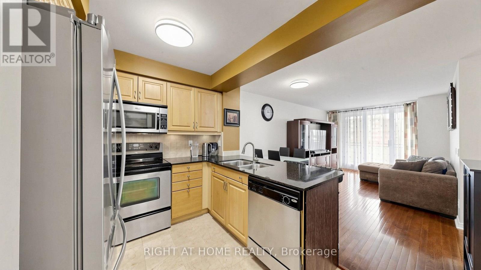 1103 - 330 Red Maple Road, Richmond Hill, Ontario  L4C 0T6 - Photo 11 - N13805468