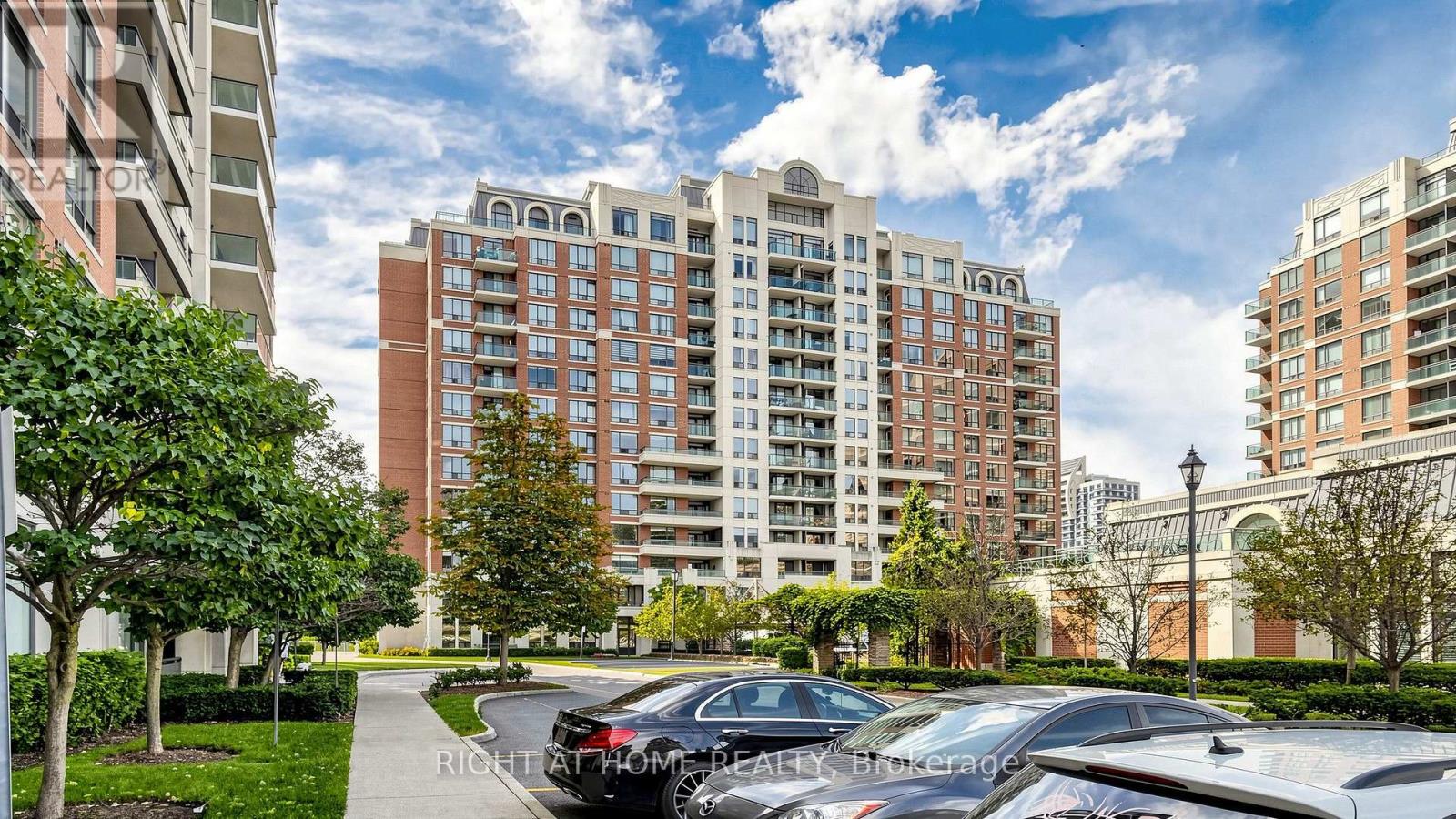 1103 - 330 Red Maple Road, Richmond Hill, Ontario  L4C 0T6 - Photo 3 - N13805468