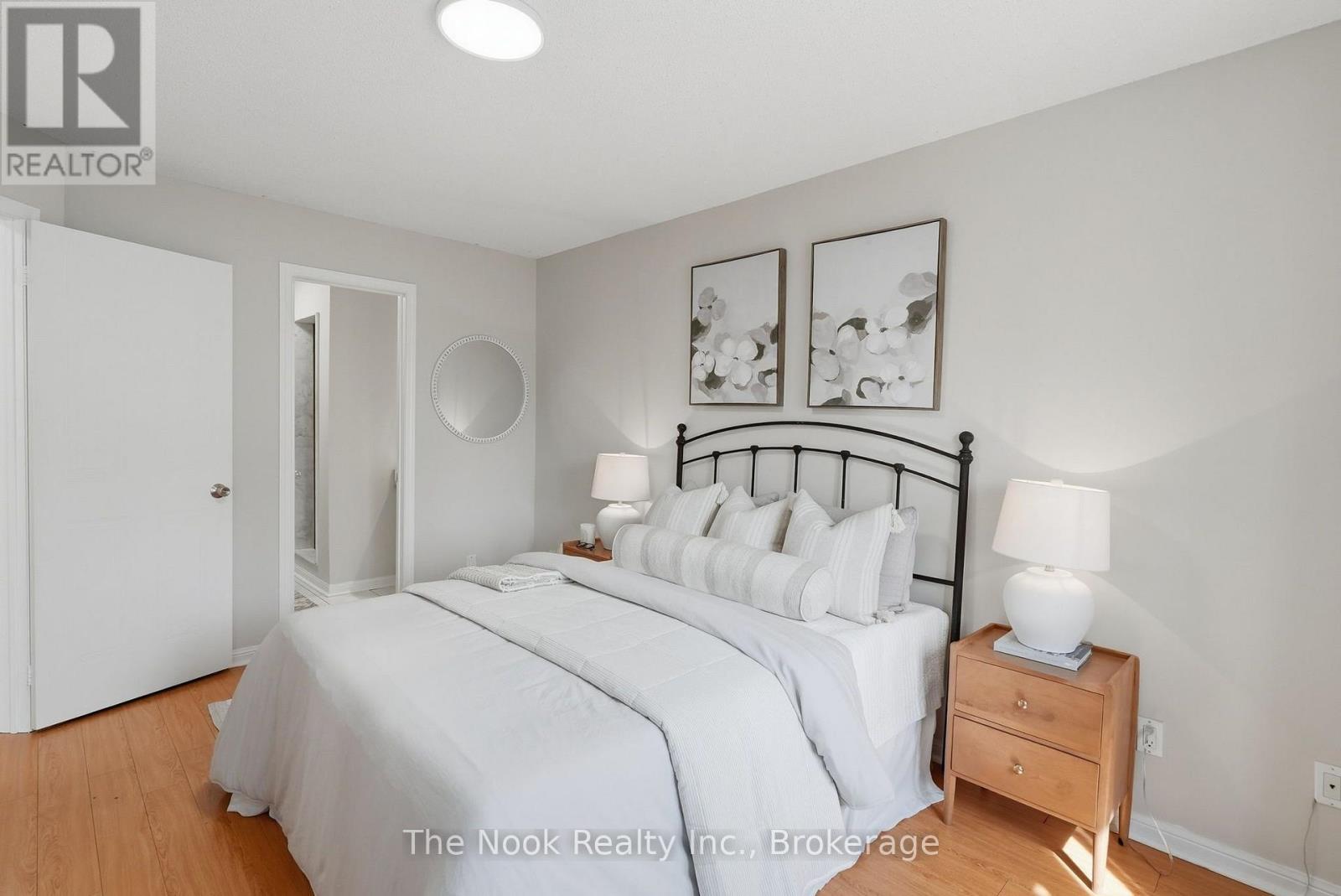 33 Aspen Park Way, Whitby, Ontario  L1N 9M6 - Photo 23 - E13802504