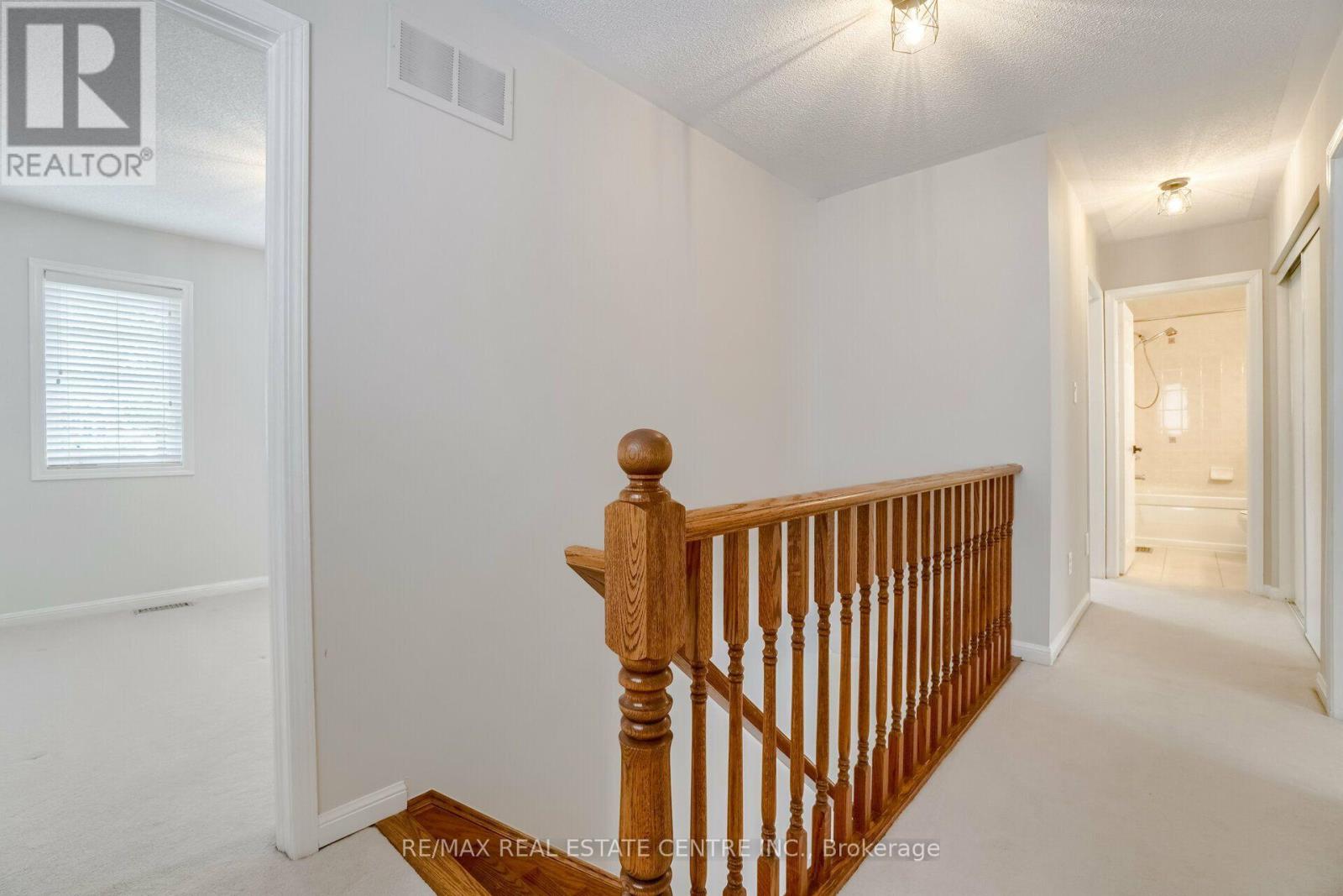 2298 Grand Oak Trail, Oakville, Ontario  L6M 4X2 - Photo 13 - W13768192