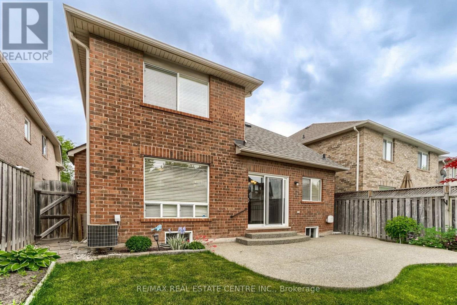 2298 Grand Oak Trail, Oakville, Ontario  L6M 4X2 - Photo 21 - W13768192