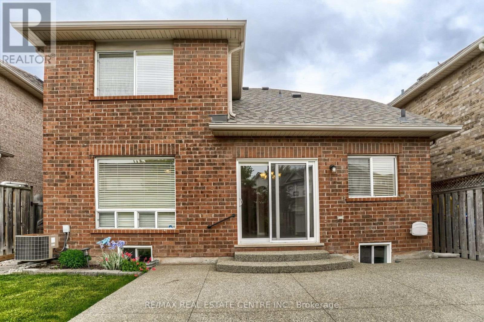 2298 Grand Oak Trail, Oakville, Ontario  L6M 4X2 - Photo 22 - W13768192
