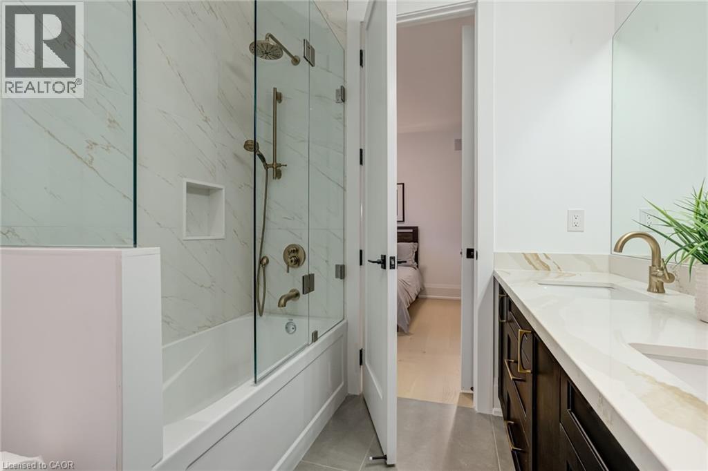 102 Cumming Court, Ancaster, Ontario  L9G 1V3 - Photo 35 - 40850663