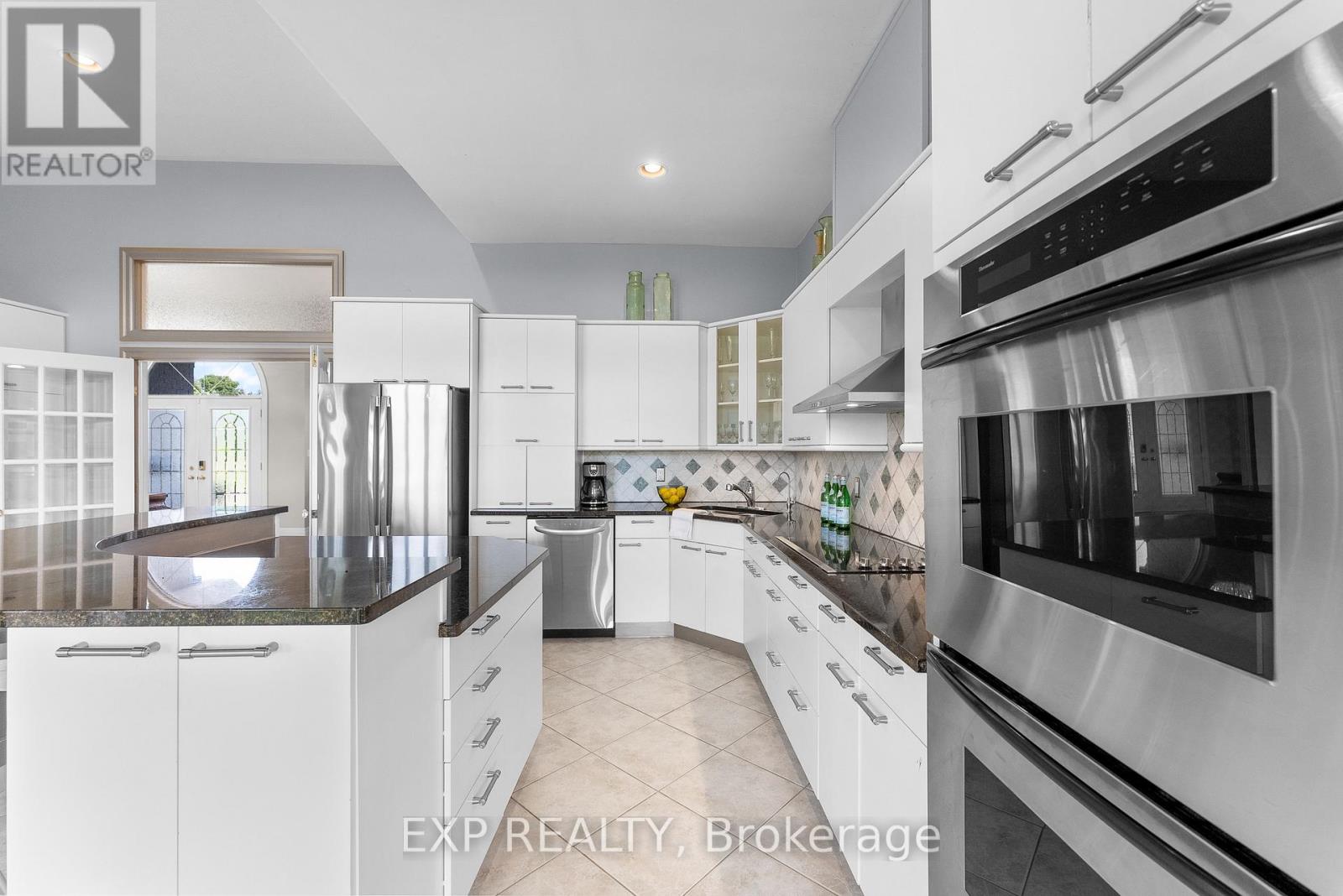 8113 Fatima Court, Niagara Falls, Ontario  L2H 2Y8 - Photo 21 - X13805444